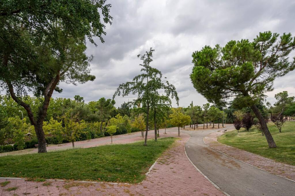 Apartamento Arriaga Alto- Coqueto Duplex. Parking Gratuito Madrid Exterior foto